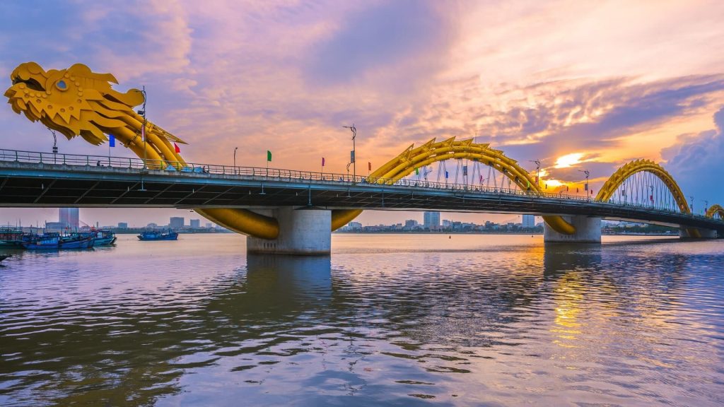 Cầu Rồng – biểu tượng hiện đại của Đà Nẵng