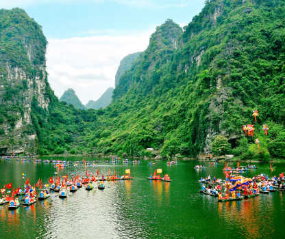 Tour Tràng An - Cố đô Hoa Lư - Hang Múa - Tam Cốc 