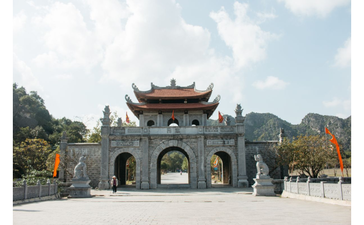 Tour Tràng An - Cố đô Hoa Lư - Hang Múa - Tam Cốc 