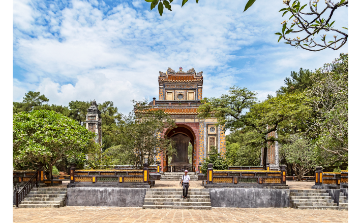 Tour Huế - Lăng Cô - Đầm Lập An - Kinh Thành Huế